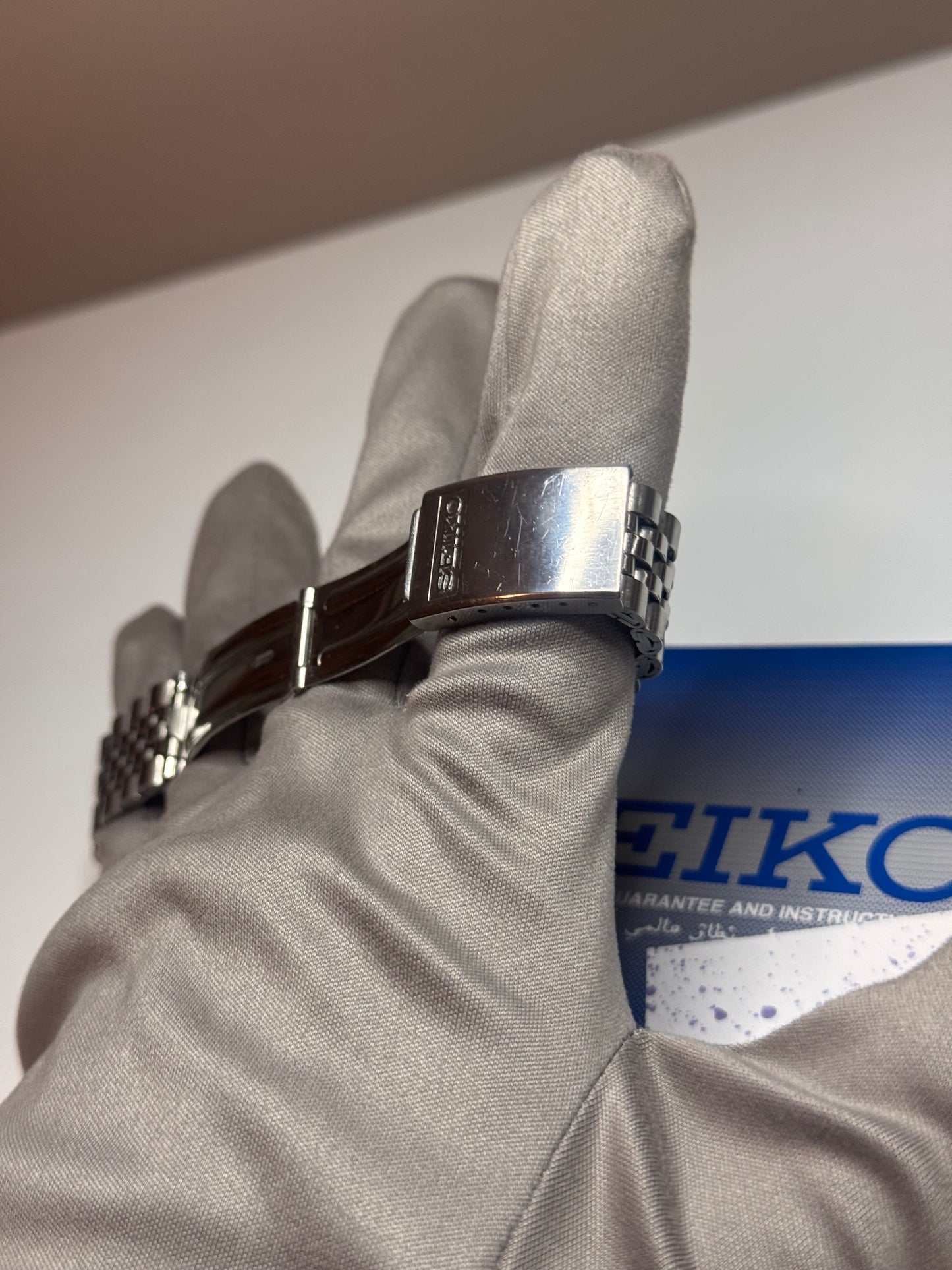 ✨ 1972 Seiko DX 6106-8609 – Rare Linen Dial ✨